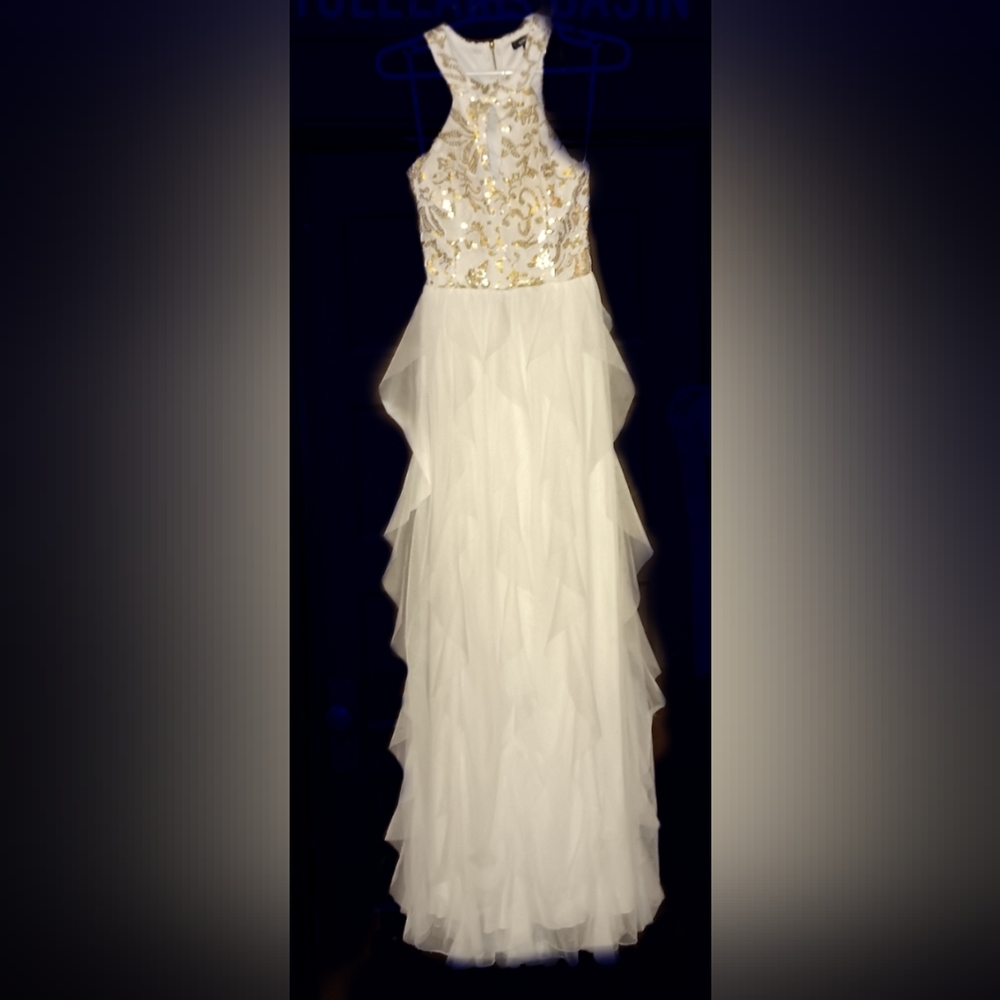 Elegant White and Gold Women's Dress by Speechless